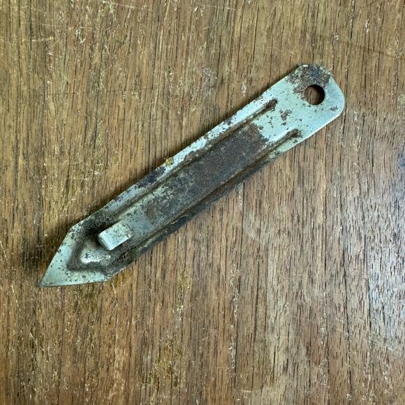 Vintage Griesedieck Bros Beer‎ St. Louis Missouri Metal Bottle opener rusty - Picture 1 of 5